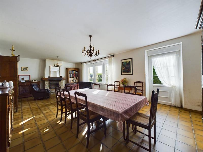 Corps de ferme - 171 m² - 7 pièces