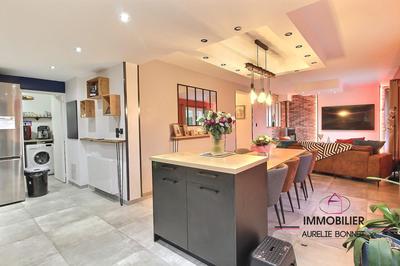 Maison - 130 m² - 7 pièces