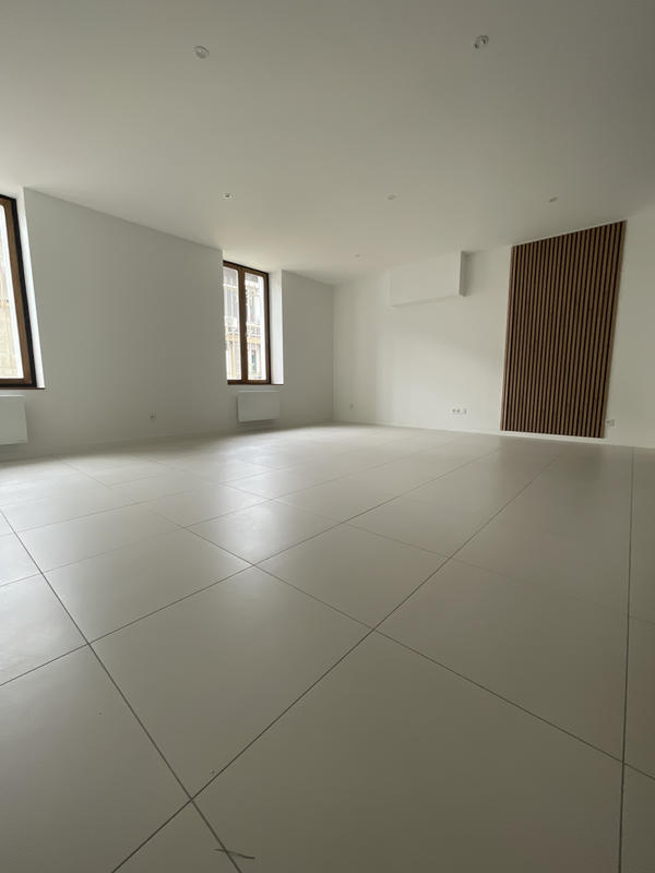 Appartement - 70 m² - 2 pièces