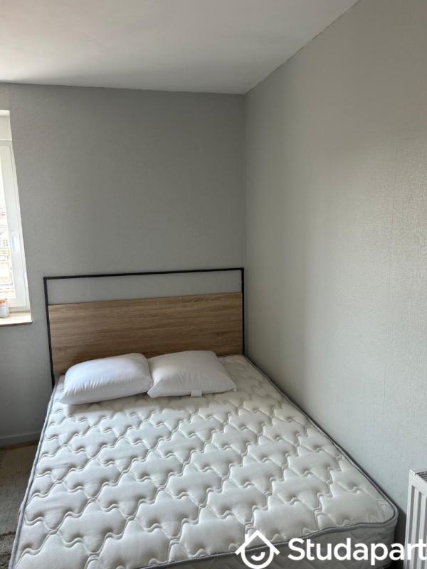 Chambre - 13 m² - 1 pièce