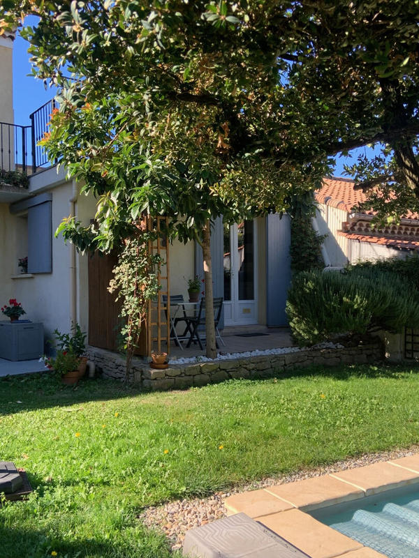 Maison - 175 m² - 9 pièces