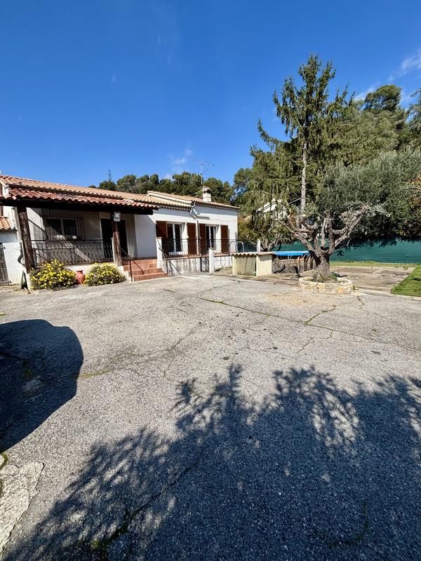 Maison - 103 m² - 4 pièces