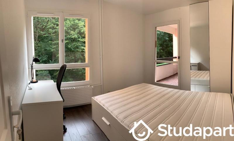 Chambre - 10 m² - 1 pièce