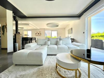 Maison - 147 m² - 5 pièces