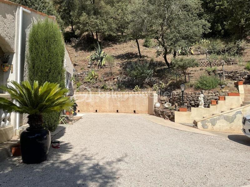 Villa - 80 m² - 4 pièces