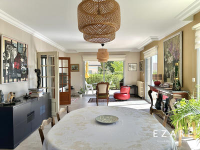 Maison - 190 m² - 6 pièces