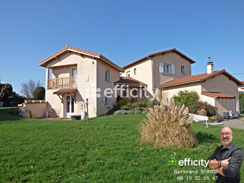 Villa - 205 m² - 9 pièces