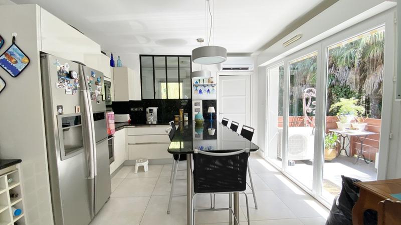 Appartement sur toit - 129 m² - 5 pièces