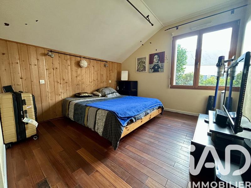 Maison - 168 m² - 7 pièces