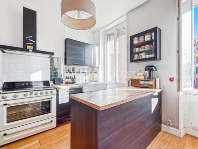 Appartement - 69 m² - 3 pièces