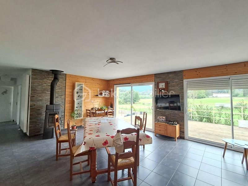 Maison - 135 m² - 3 pièces