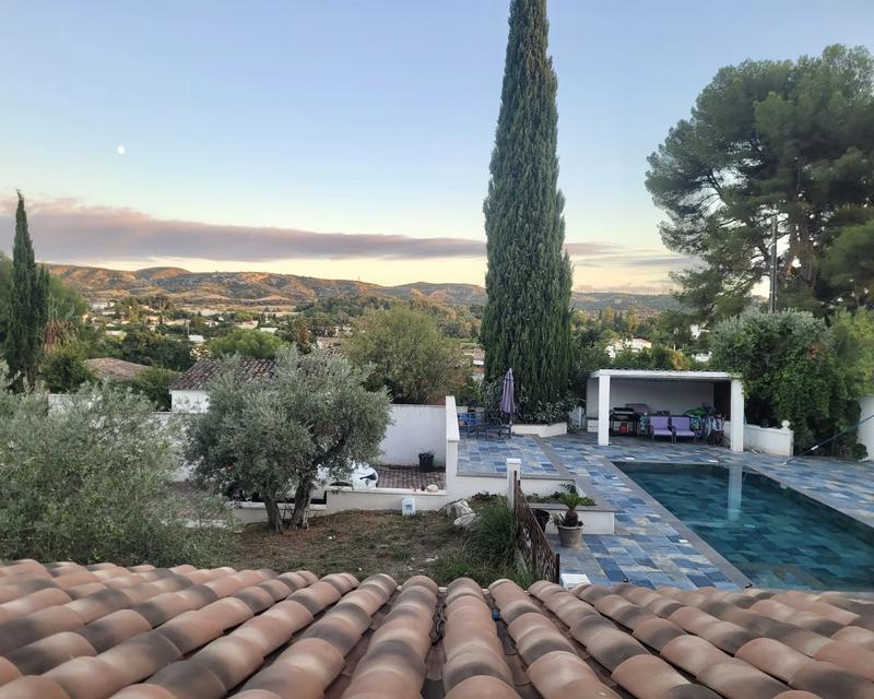 Maison - 175 m² - 5 pièces