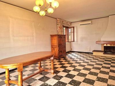 Maison - 144 m² - 6 pièces