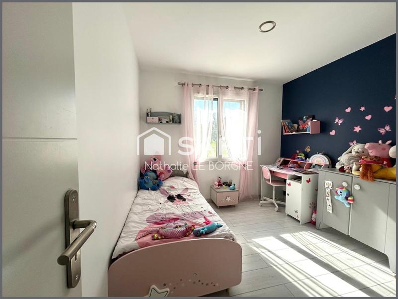 Maison - 95 m² - 5 pièces