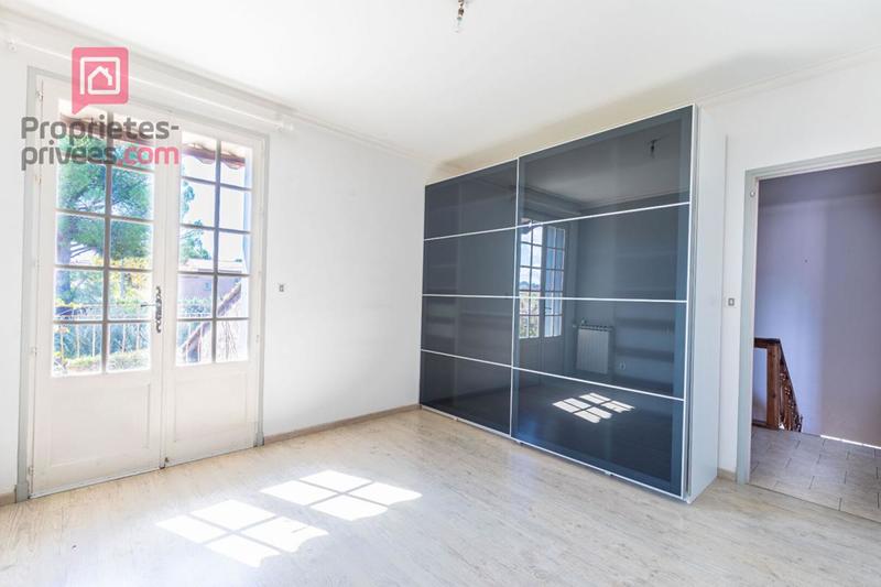 Maison - 137 m² - 6 pièces