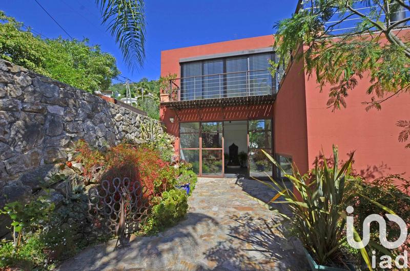 Maison de maîtres - 300 m² - 8 pièces