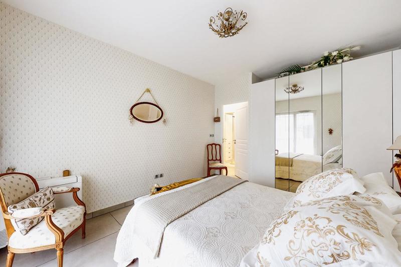 Appartement - 80 m² - 3 pièces