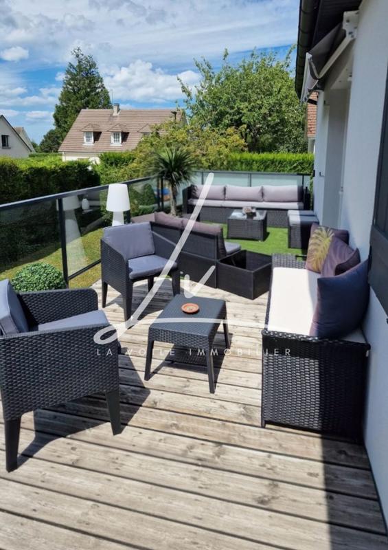 Maison - 115 m² - 7 pièces