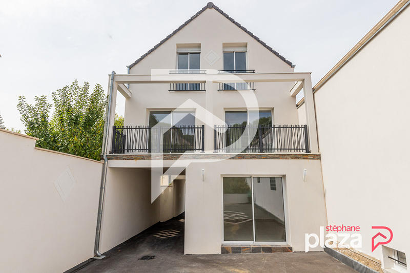 Maison - 193 m² - 10 pièces