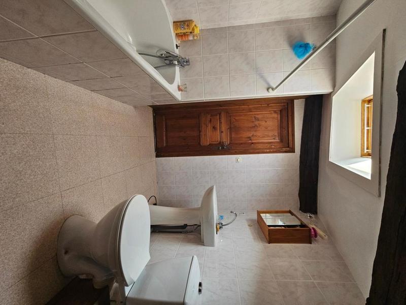 Maison - 202 m² - 6 pièces