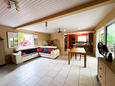 Maison - 100 m² - 4 pièces