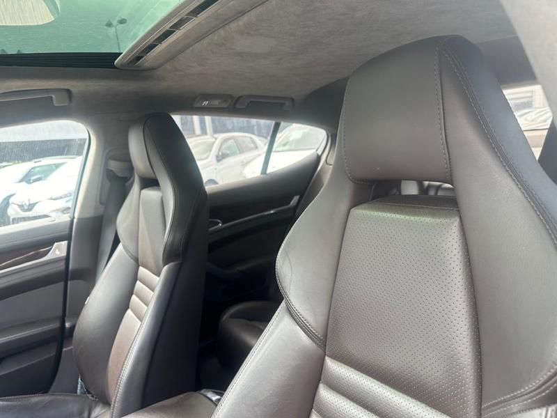 Porsche Panamera 4.8 V8 500 Turbo