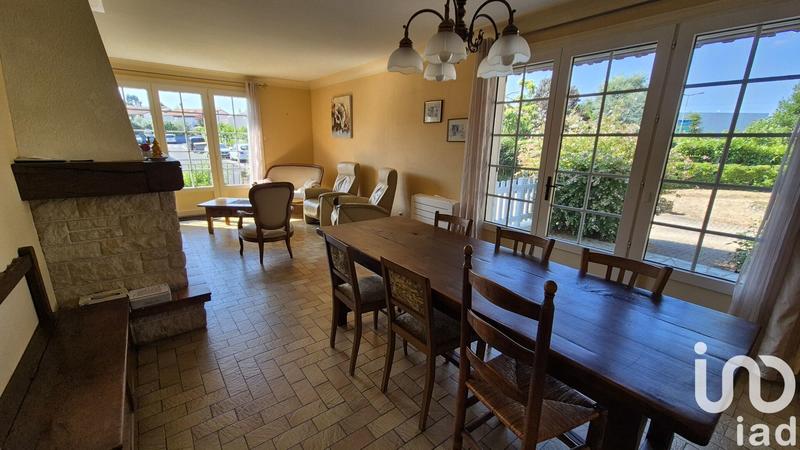 Maison - 99 m² - 5 pièces