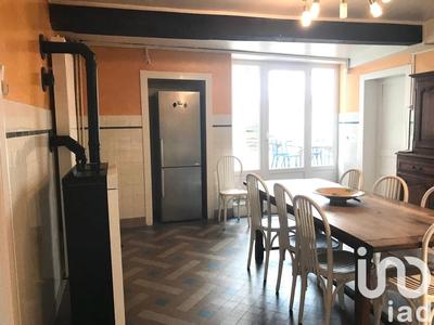 Maison de village - 221 m² - 9 pièces