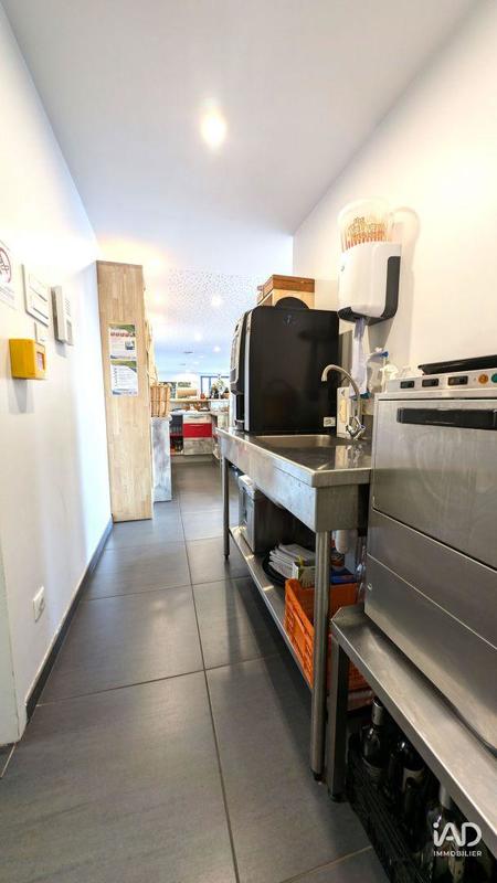 Local commercial - 115 m²