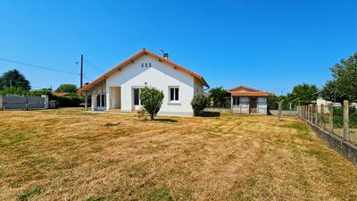 Maison - 74 m² - 4 pièces