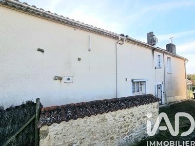 Maison - 80 m² - 6 pièces