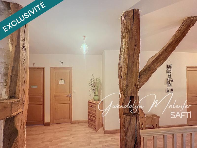 Maison - 225 m² - 8 pièces