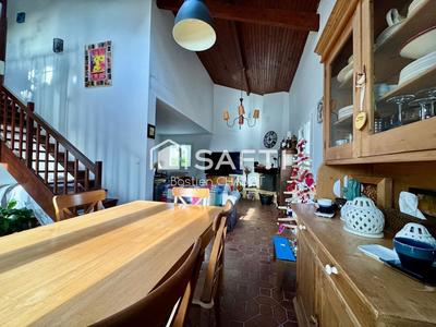 Maison - 162 m² - 6 pièces