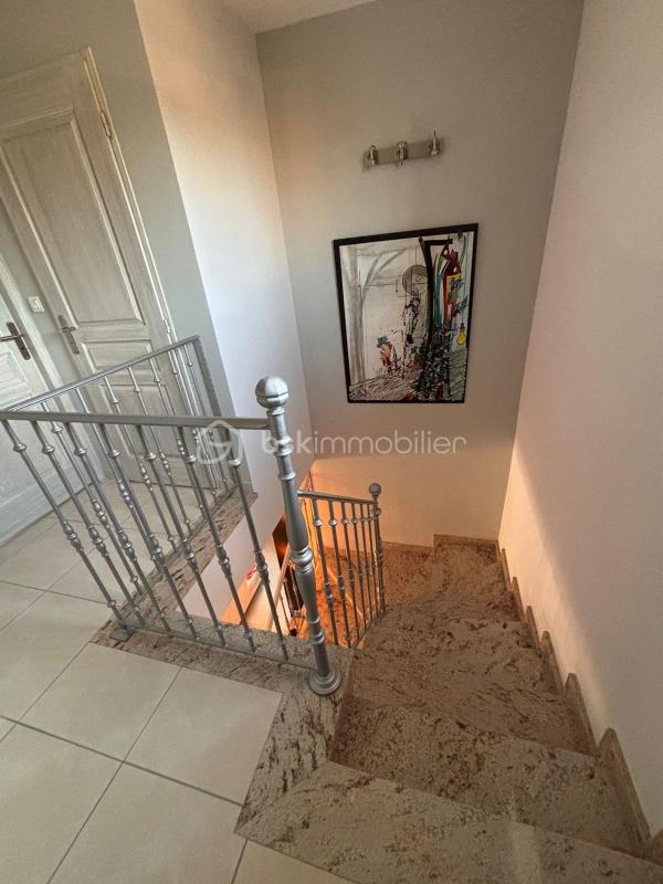 Maison - 99 m² - 4 pièces