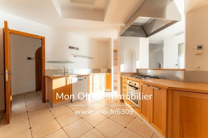 Maison - 178 m² - 6 pièces