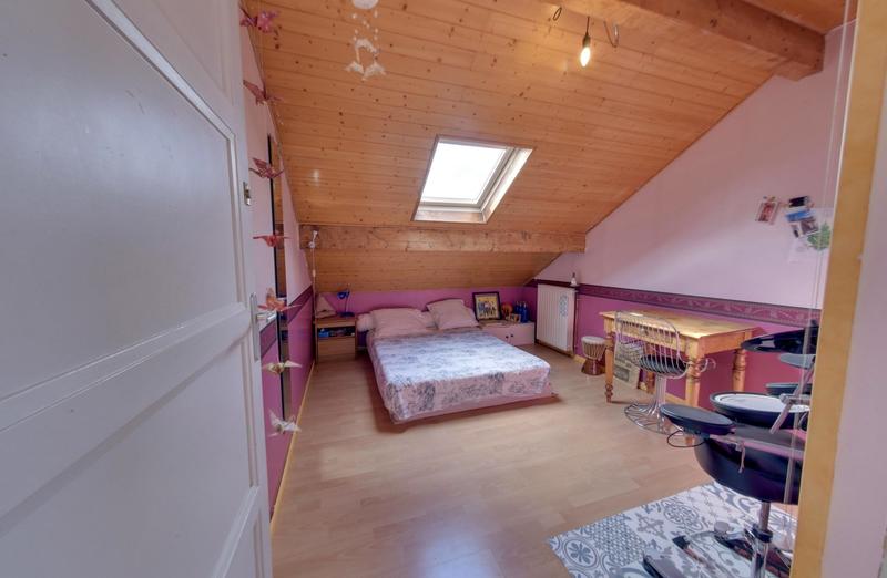 Villa - 210 m² - 8 pièces