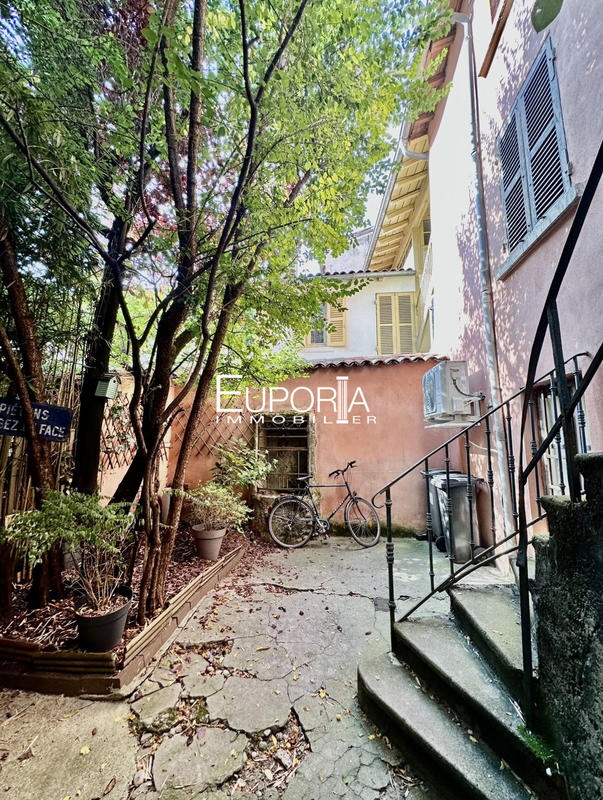 Appartement - 42 m² - 3 pièces