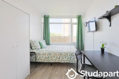 Chambre - 10 m² - 1 pièce