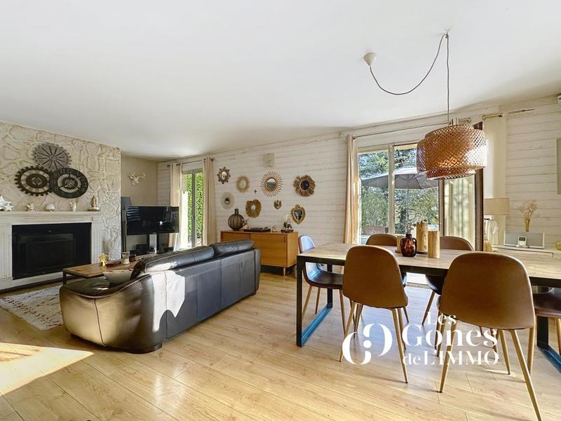 Maison - 122 m² - 5 pièces