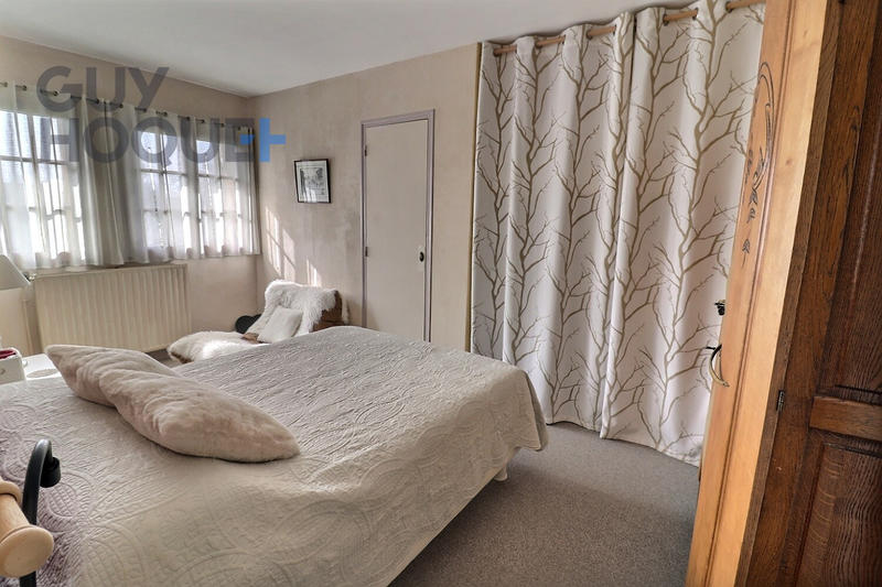 Maison - 190 m² - 7 pièces