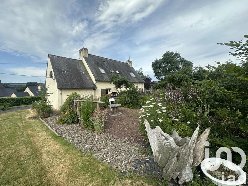 Maison - 111 m² - 7 pièces