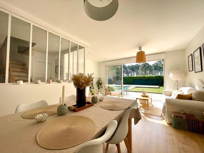 Maison - 100 m² - 5 pièces