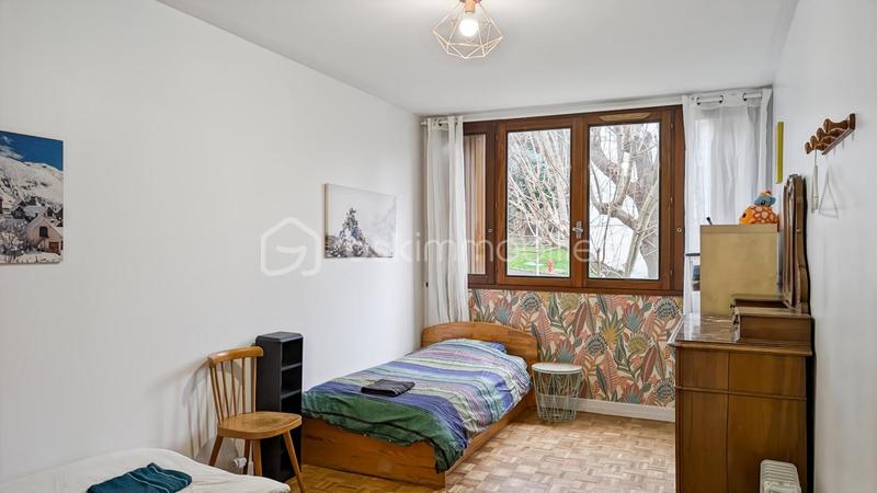 Appartement - 97 m² - 5 pièces