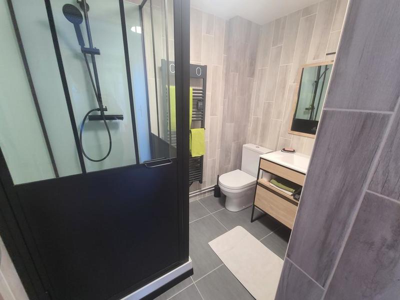 Maison - 215 m² - 6 pièces