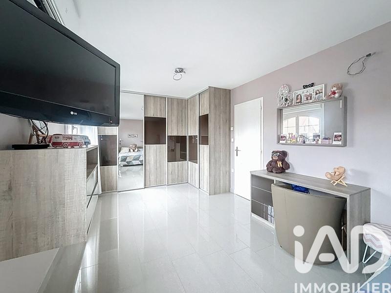 Maison - 215 m² - 8 pièces