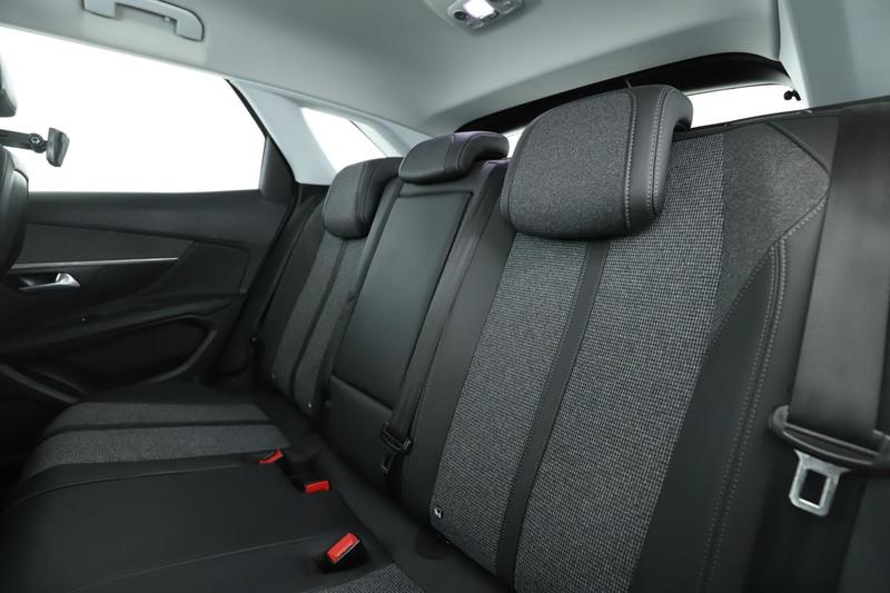 Peugeot 3008 1.5 Blue-HDi Allure 130 ch