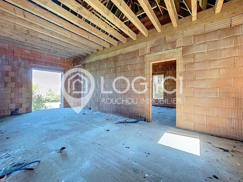 Maison - 250 m² - 5 pièces