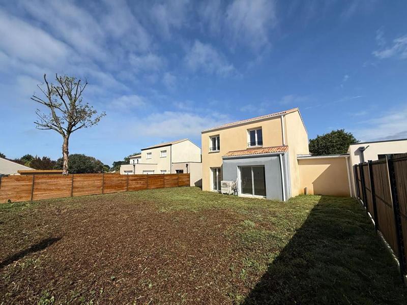 Maison - 105 m² - 5 pièces