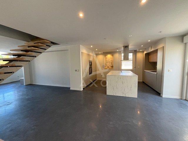 Maison - 142 m² - 5 pièces