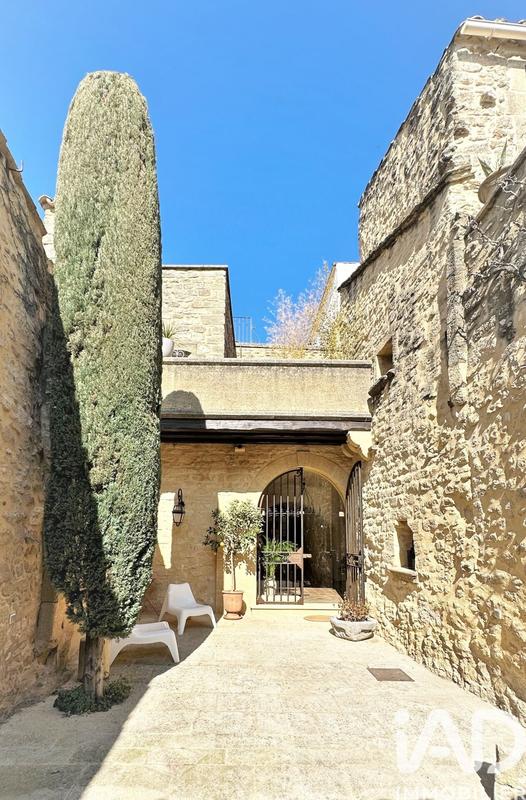 Maison - 184 m² - 5 pièces